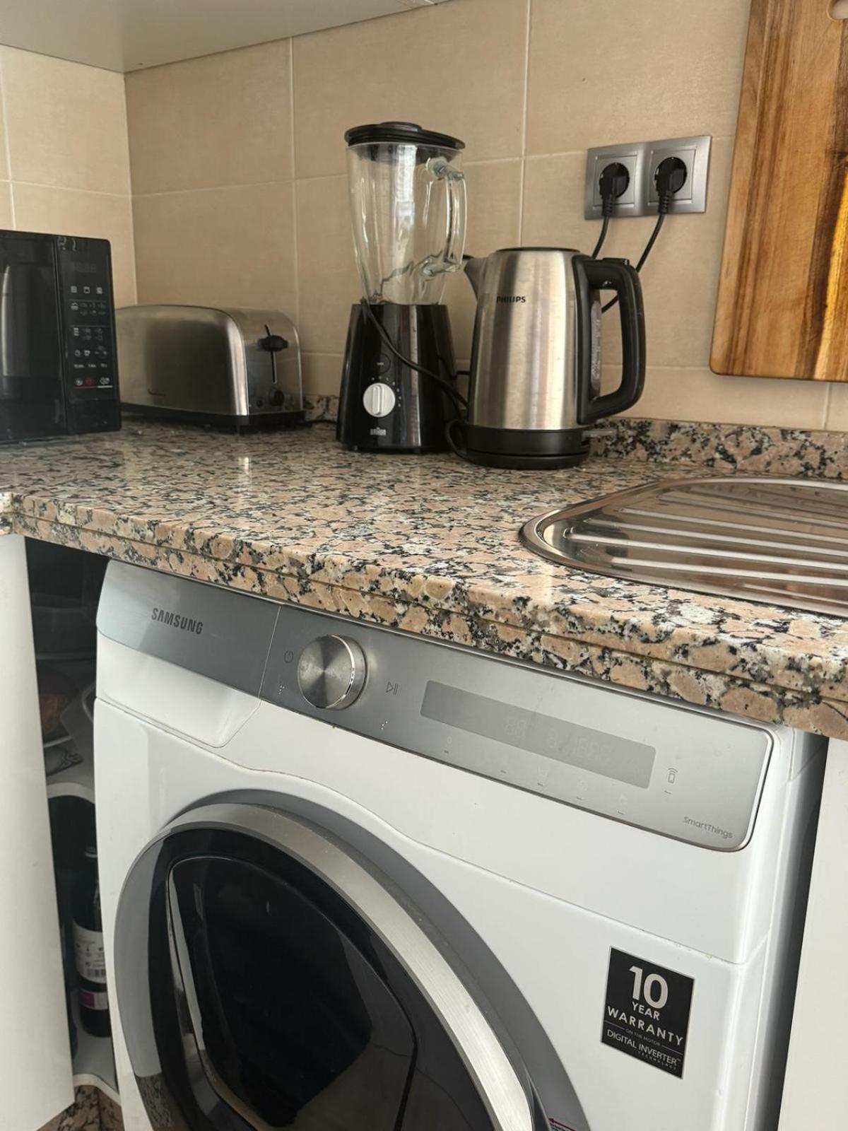 Acogedor Apartamento En Malaga Luaran gambar